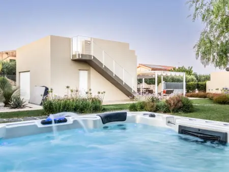 Location maison à Calabernardo, Villa Paolo mit Gemeinschaftspool