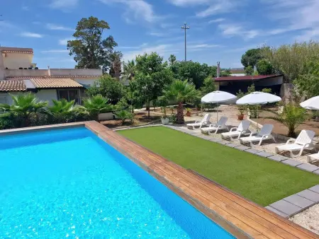 Appartamento Azzurro à Fontane Bianche, piscine et plage