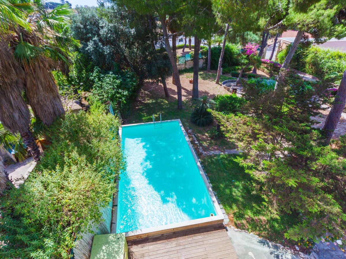 Villa Art Nouveau avec piscine au cœur de Syracuse - Photo 32