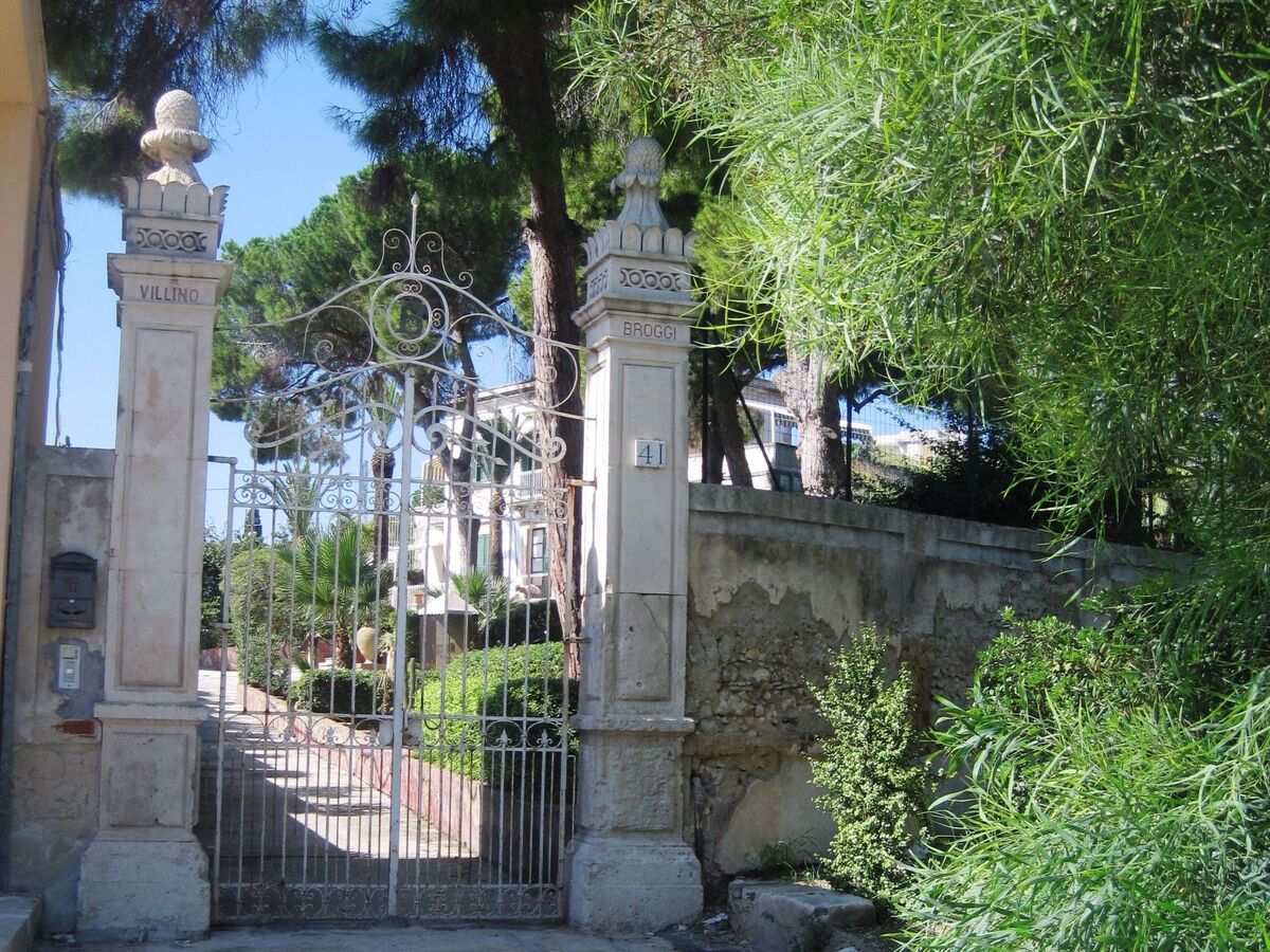 Villa Art Nouveau avec piscine au cœur de Syracuse - Photo 41