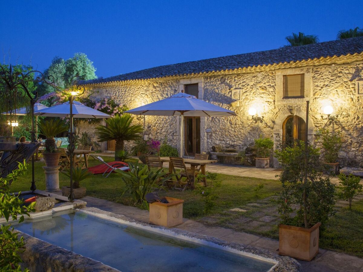 Villa dei Papiri – Chambre avec jardin privé à Fontane Bianche - Photo 28