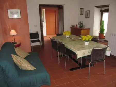 Casa Etnea  mit Terrasse, Maison 8 personnes à Trecastagni - Photo 4