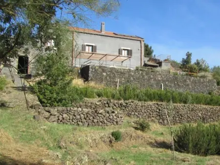 Casa Etnea  mit Terrasse, Maison 8 personnes à Trecastagni - Photo 9