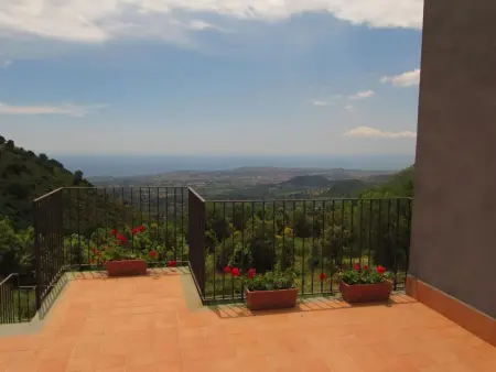 Casa Etnea  mit Terrasse, Maison 8 personnes à Trecastagni - Photo 14