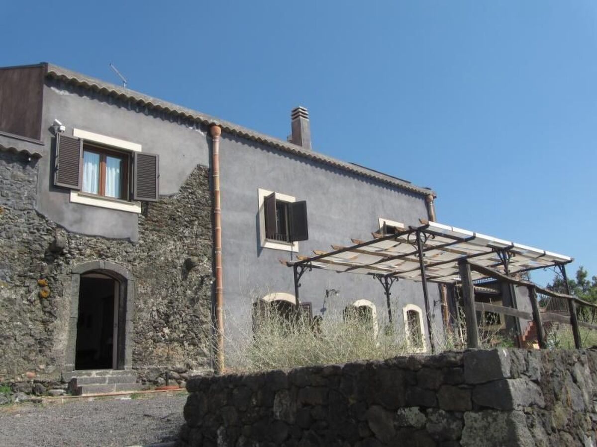 Casa Etnea, vue mer et cratères à Trecastagni - Photo 1