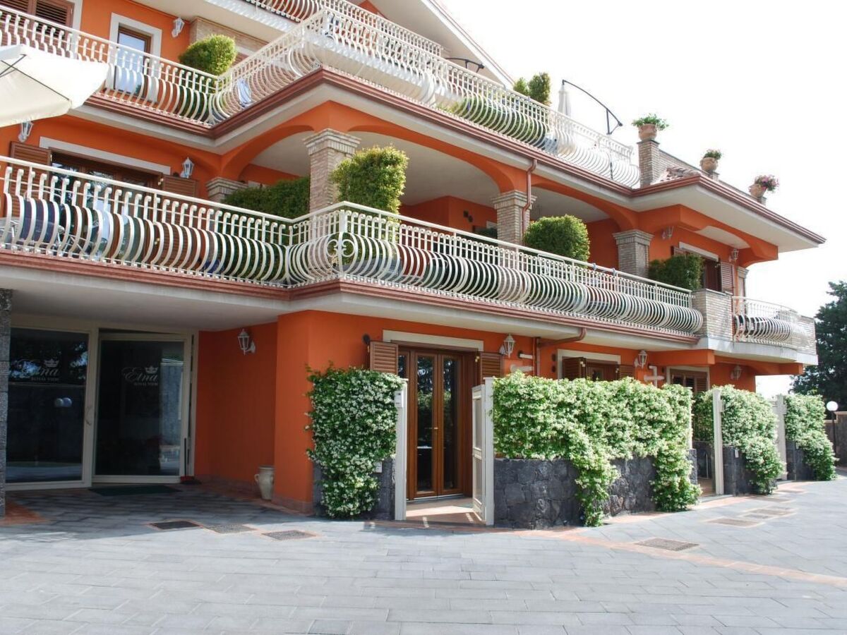 Appartement Etna Royal View à Trecastagni, vue montagne - Photo 4