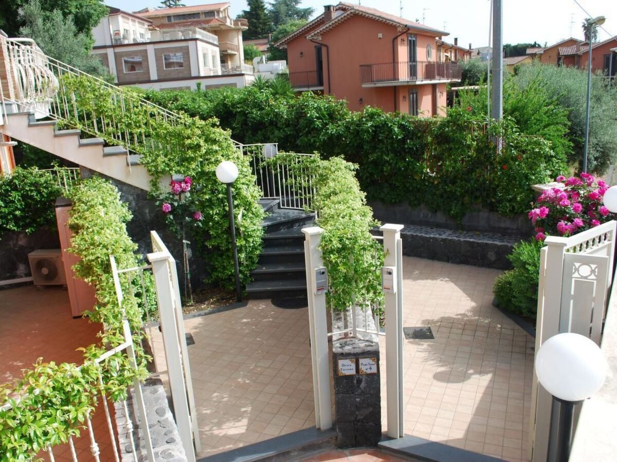 Appartement Etna Royal View à Trecastagni, vue montagne - Photo 13