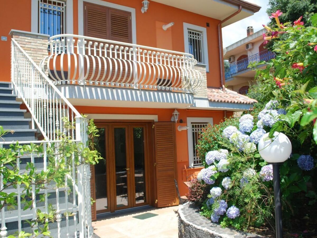 Appartement Etna Royal View à Trecastagni, vue montagne - Photo 14