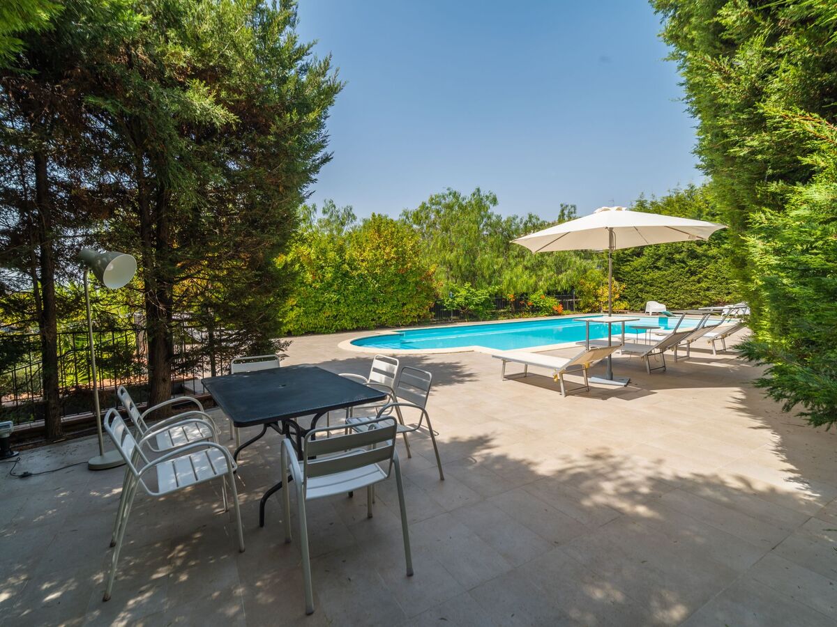 Villa Mamma Graziella - 11 pers., piscine et parc 3000 m² - Photo 7