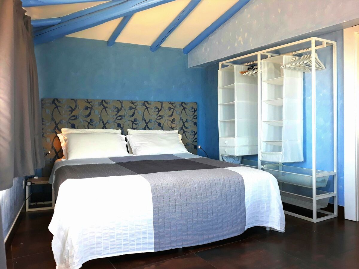 Appartement vue 270° sur la baie, 5e étage à Giardini-Naxos - Photo 3