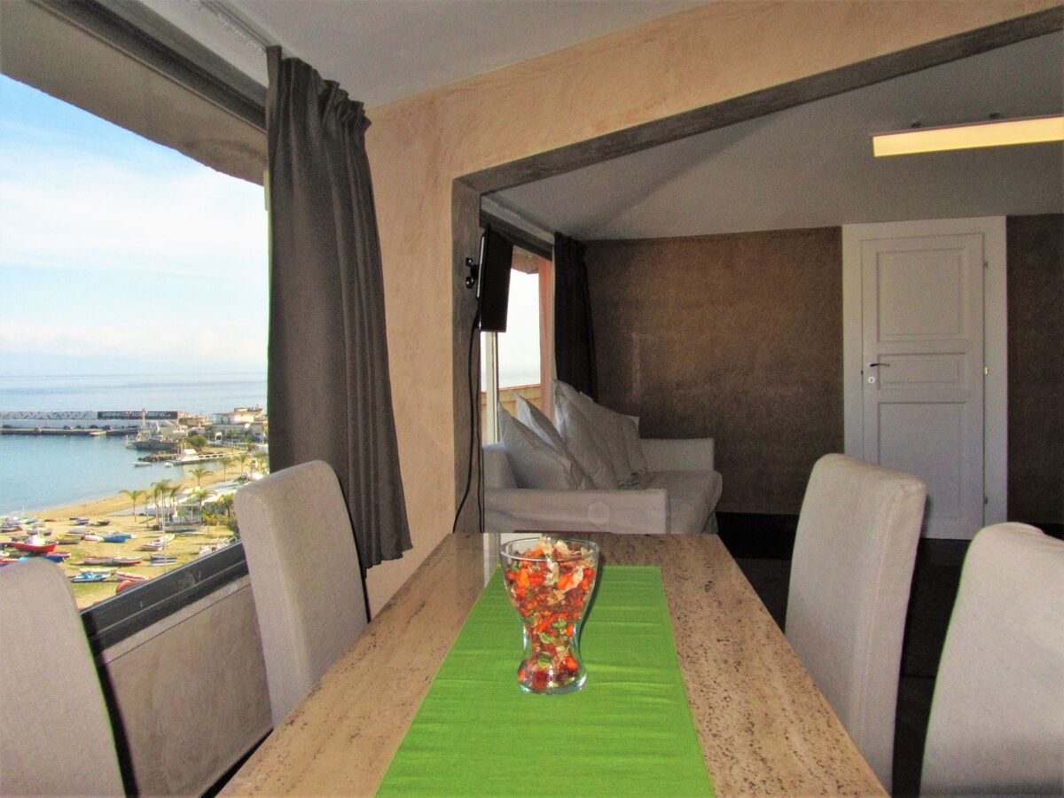 Appartement vue 270° sur la baie, 5e étage à Giardini-Naxos - Photo 16