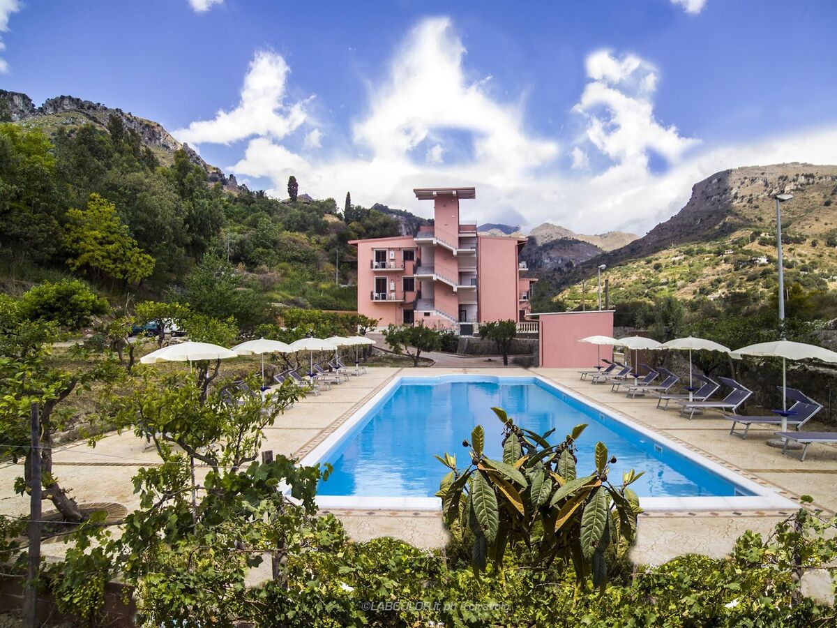 Appartement Letojanni avec terrasse et vue mer - Photo 1