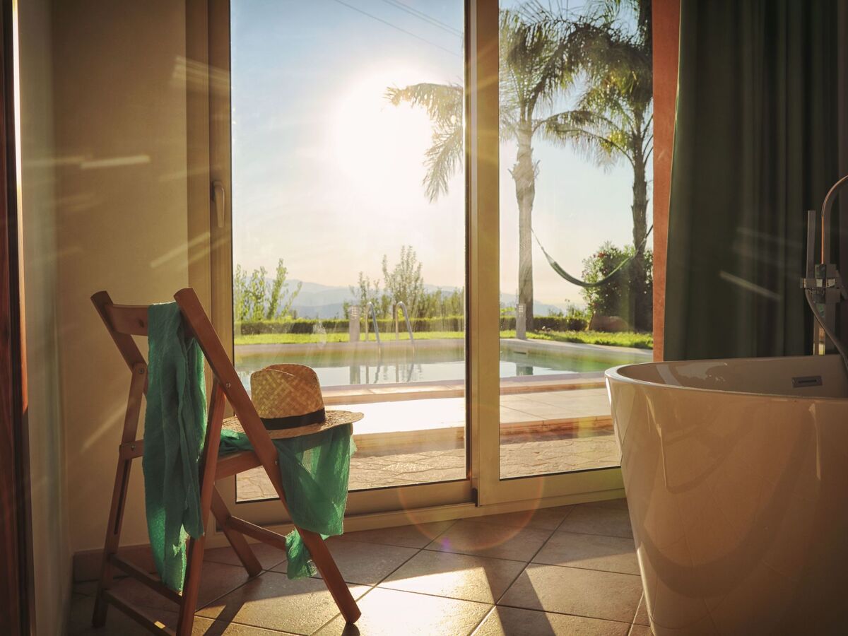 Villa Malú à Castroreale, piscine chauffée et vue sur les Îles Éoliennes - Photo 35