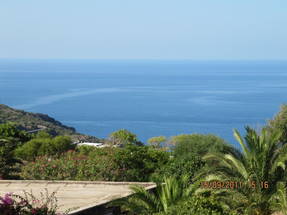 Dammuso avec terrasse et vue mer à Pantelleria - Photo 1