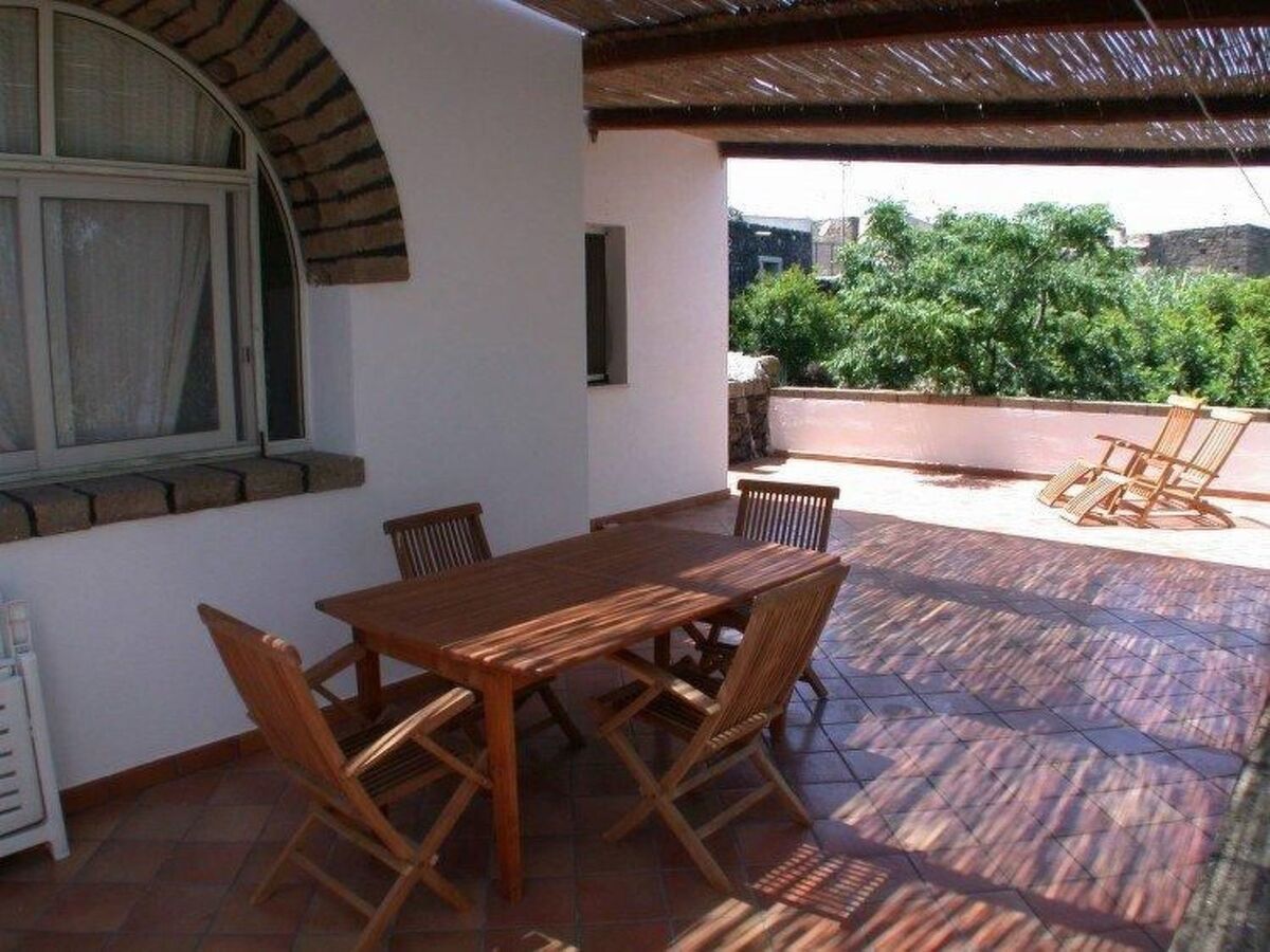 Appartement Alba6 à Pantelleria, terrasse vue mer - Photo 2
