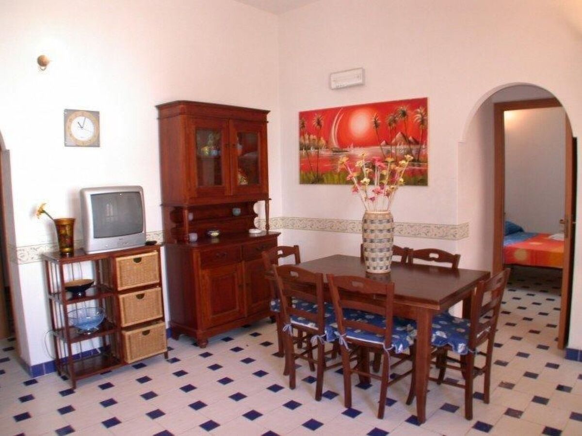 Alba9 – Appartement Pantelleria, vue mer et terrasse - Photo 1