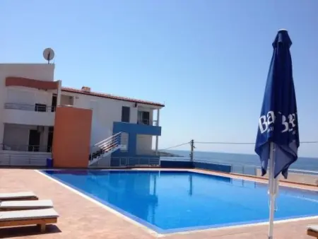 Location appartement à Bar, Wohnung mit Pool