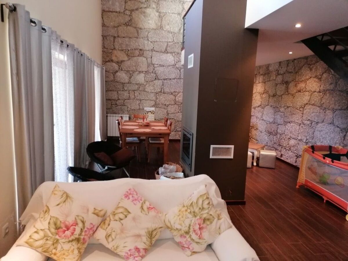 Maison restaurée 200m² avec piscine à Amares - Photo 12
