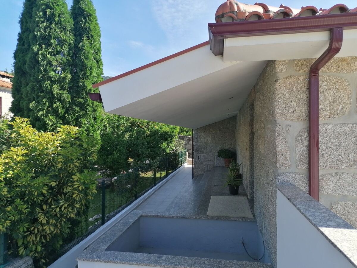 Maison restaurée 200m² avec piscine à Amares - Photo 44