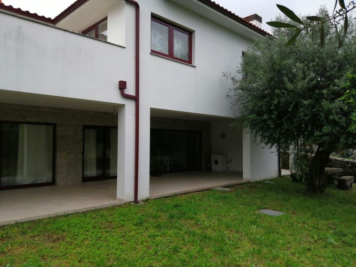 Maison restaurée 200m² avec piscine à Amares - Photo 59