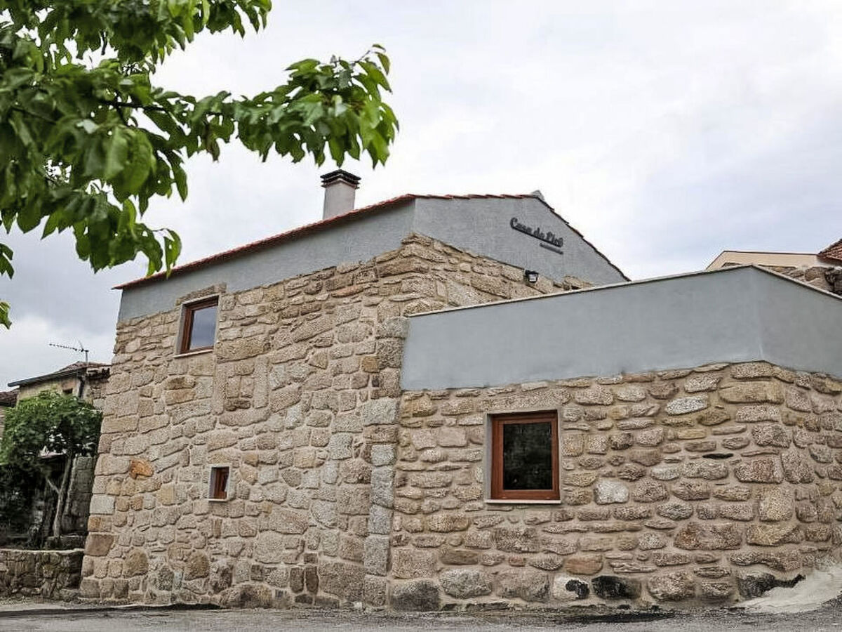 Maison paisible à Pinheiro, 2 chambres et terrasse - Photo 1