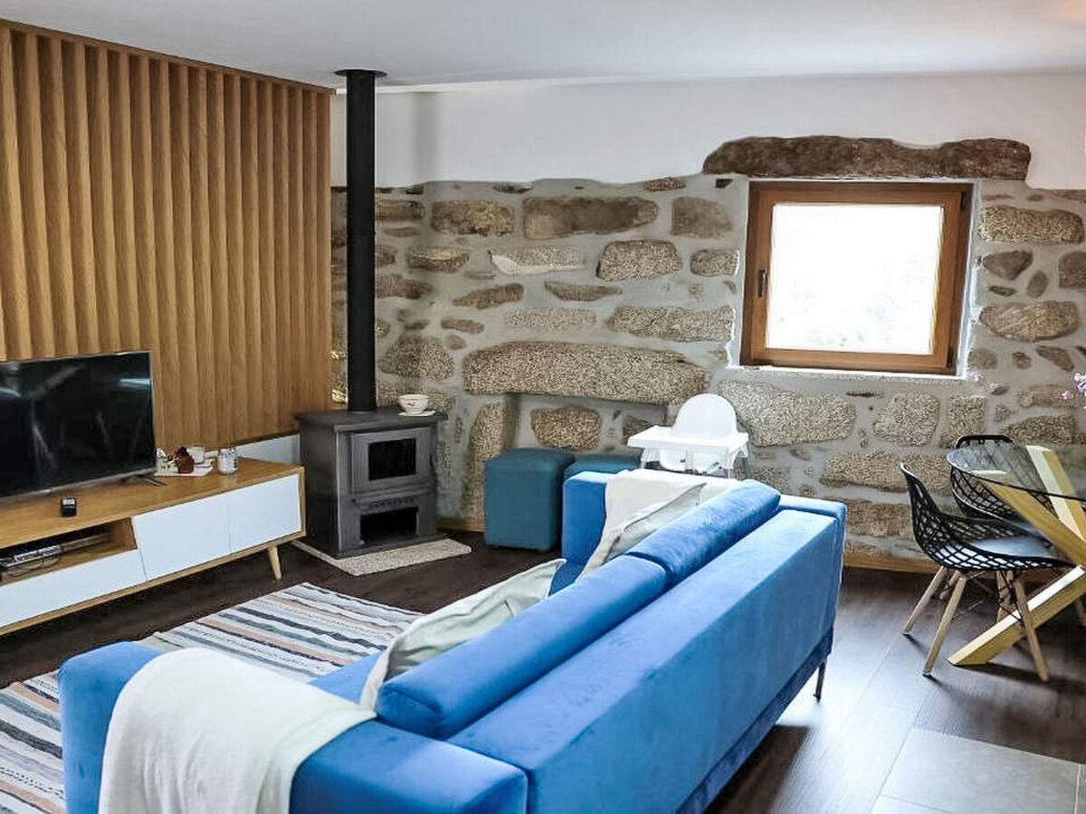 Maison paisible à Pinheiro, 2 chambres et terrasse - Photo 7