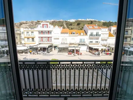 Maison de ville à Nazaré, 20 m de la plage, vue mer : photo 5