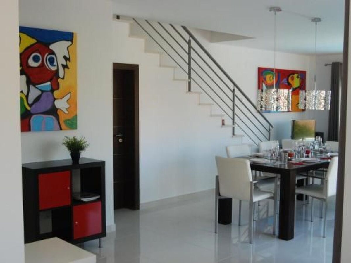 Villa moderne avec piscine privée à Atalaia - Photo 12