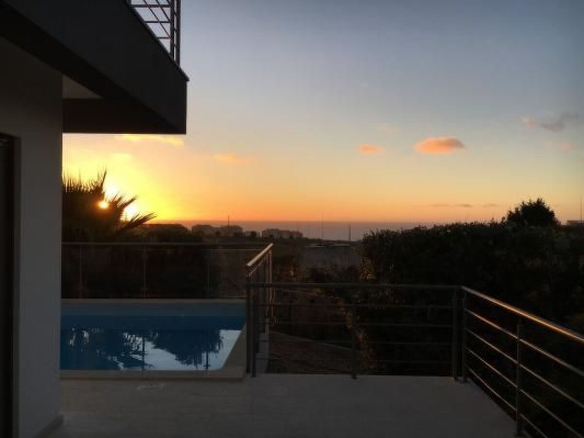 Villa moderne avec piscine privée à Atalaia - Photo 22