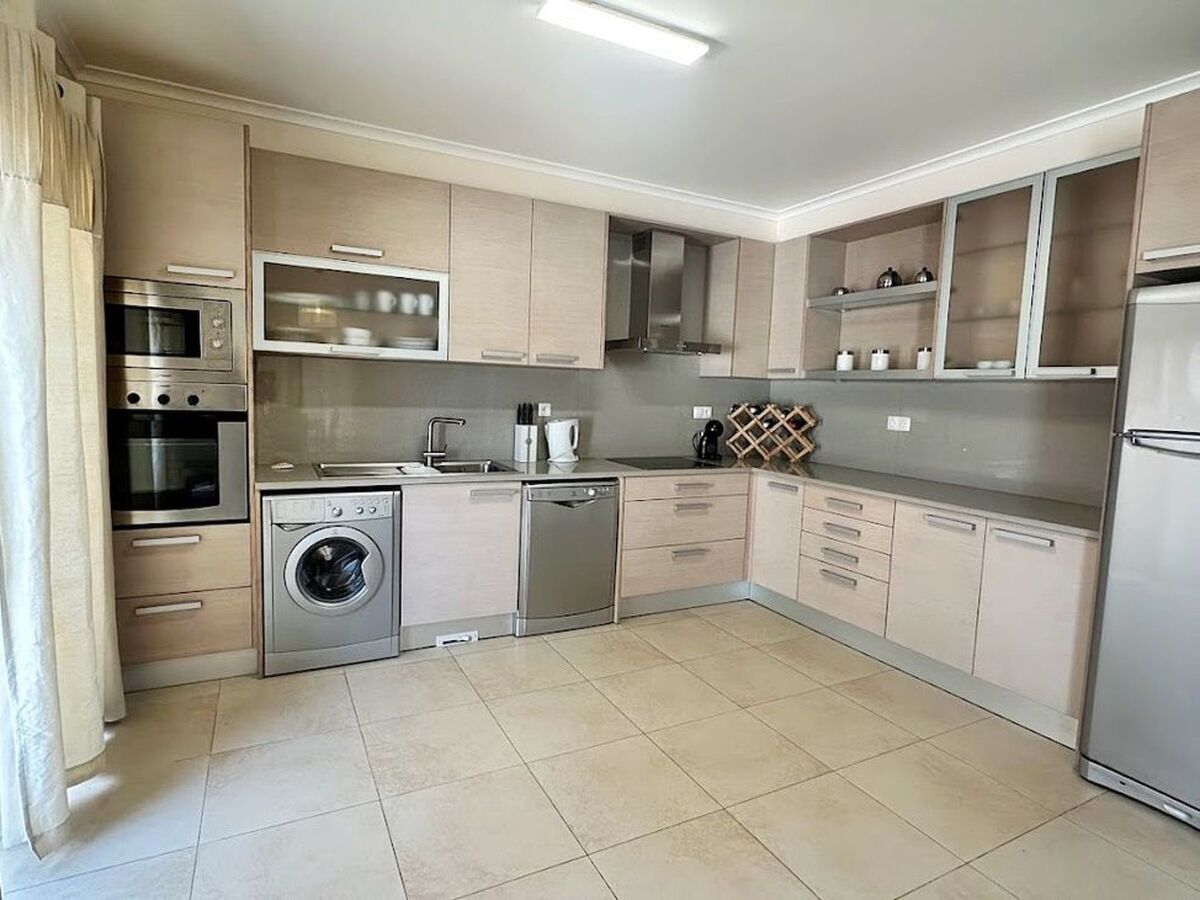 Maison Heilige Efigenie, 200m de la plage Porto das Barcas - Photo 26