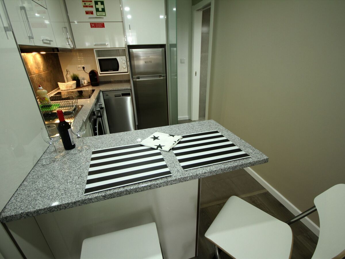 Appartement Alfama, vue sur le Tage à 2 min des restos - Photo 12