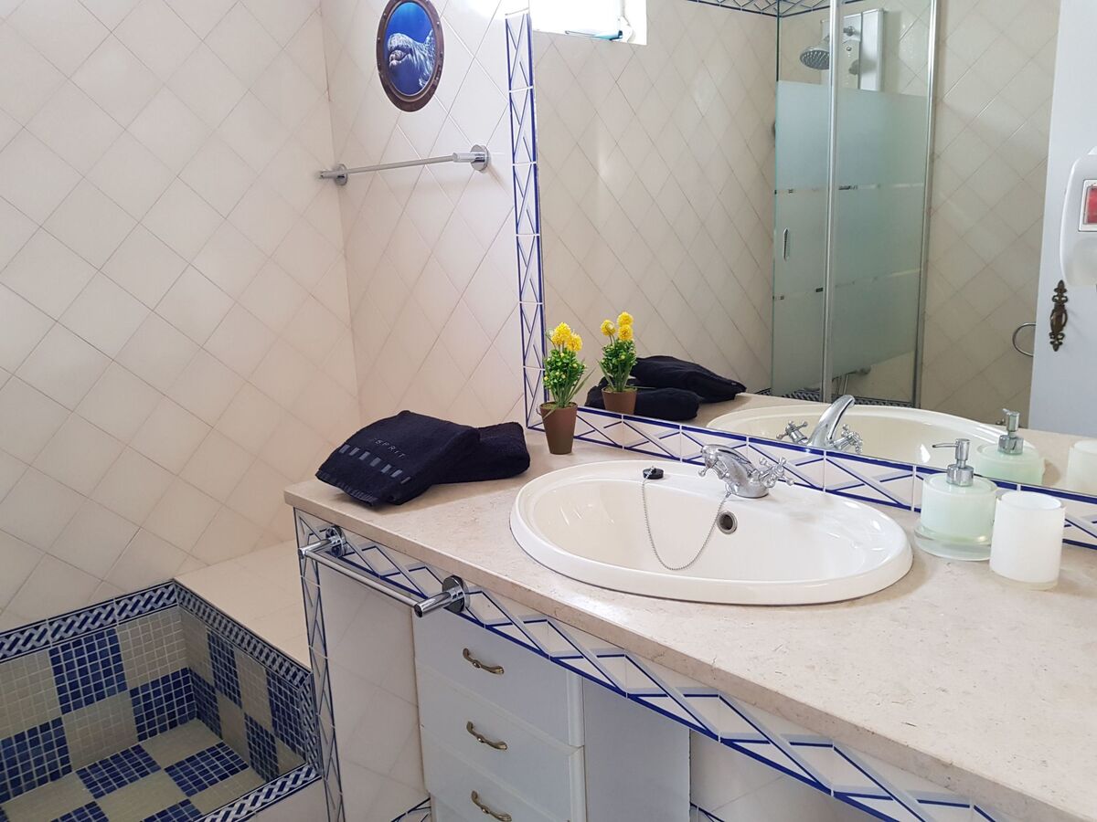 Maison à Lagos : terrasse privée, 2 piscines, plage à 700 m - Photo 29