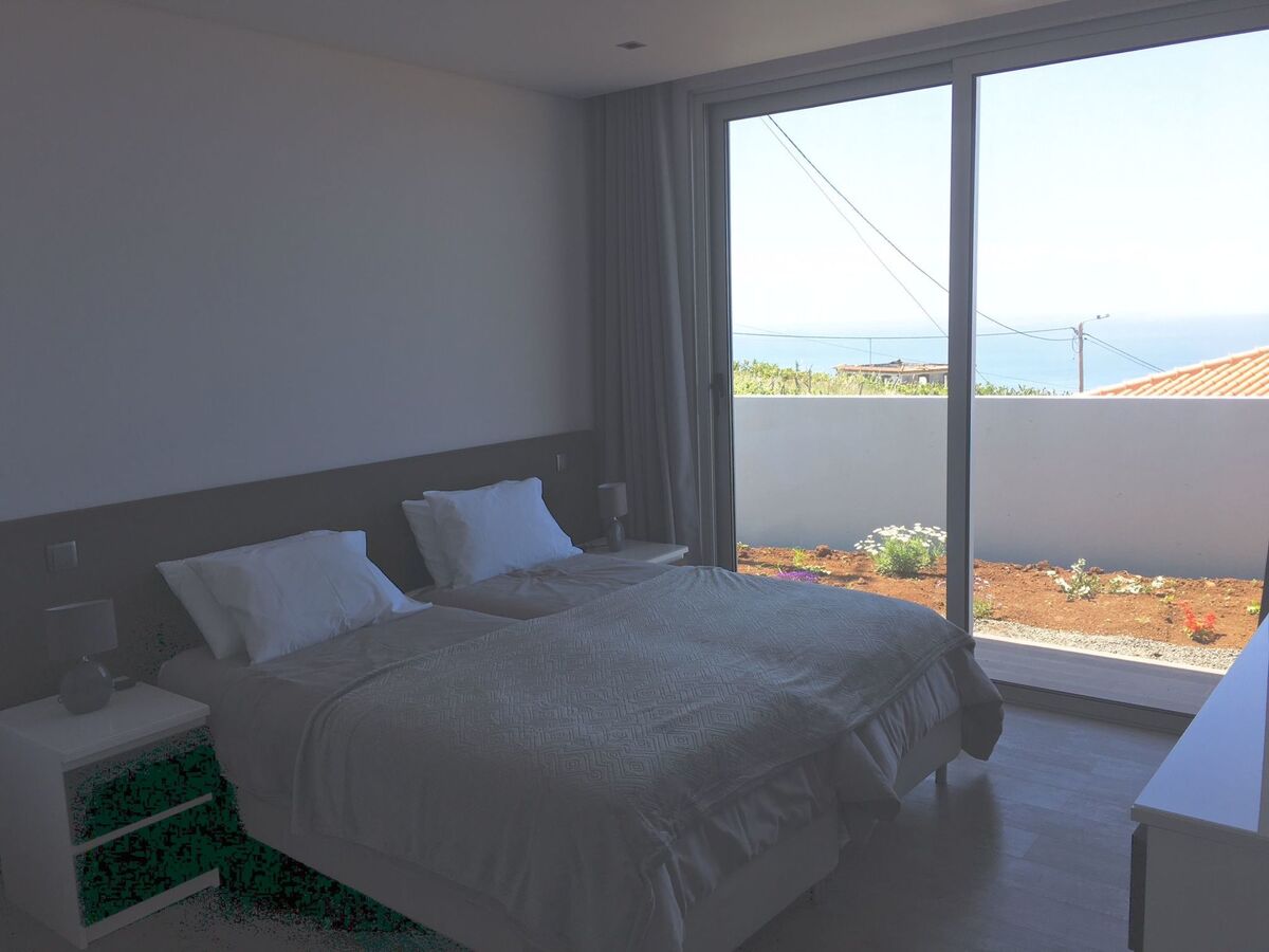 Villa Pinheira II – Maison moderne vue mer à Calheta - Photo 7
