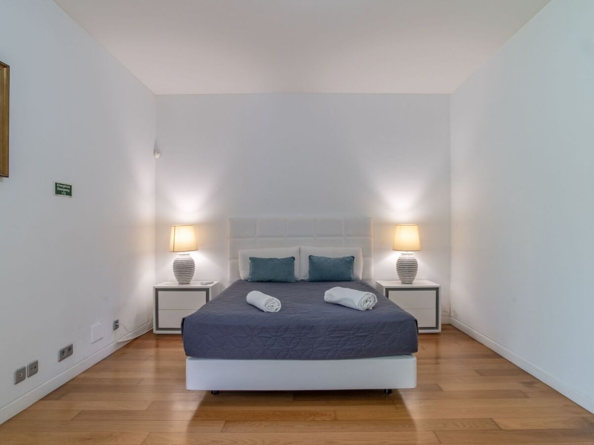 Villa Star à Funchal : 4 chambres, pool chauffée et vue mer - Photo 25