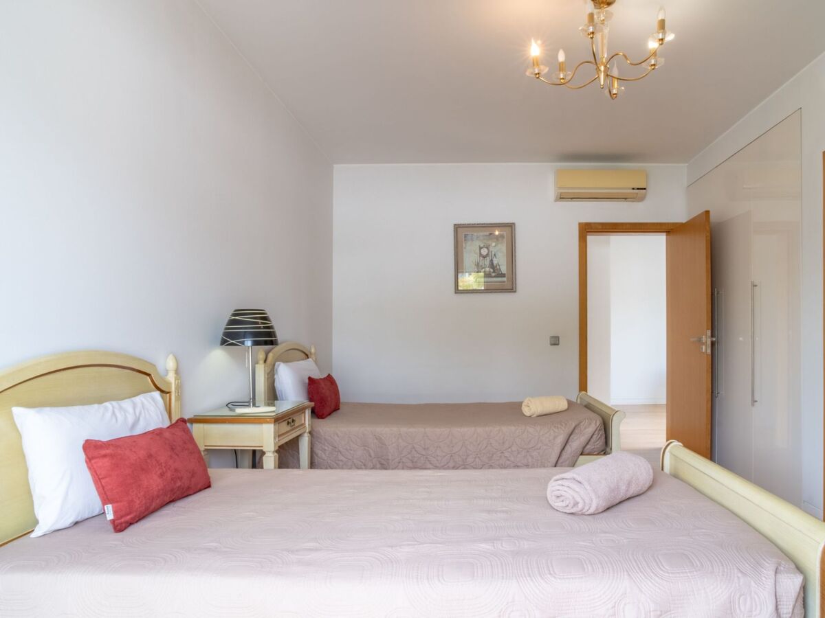 Villa Star à Funchal : 4 chambres, pool chauffée et vue mer - Photo 29
