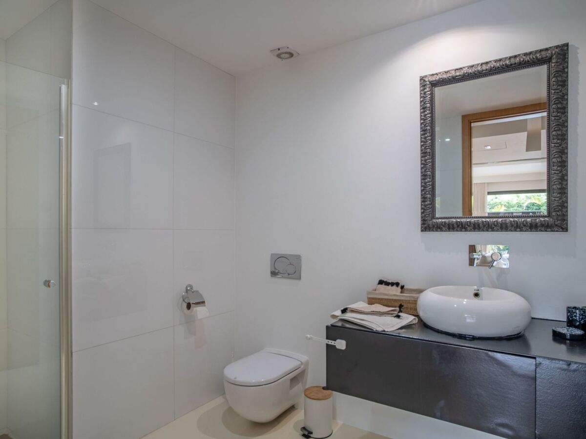 Gold Villa – Maison 8 personnes, piscine chauffée, vue mer - Photo 15