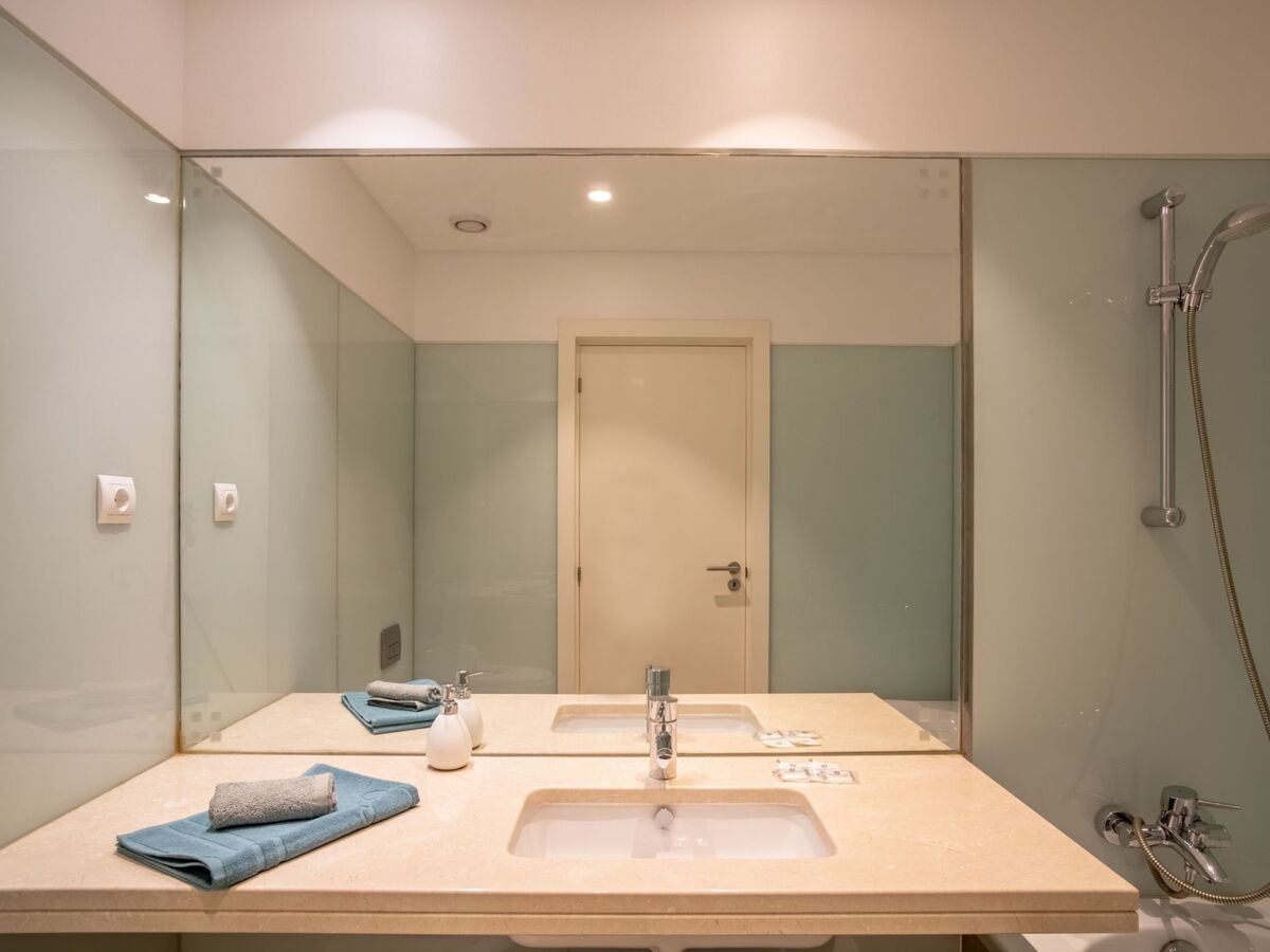 Appartement Freemont 3 ch, balcon, 500m centre Funchal - Photo 18