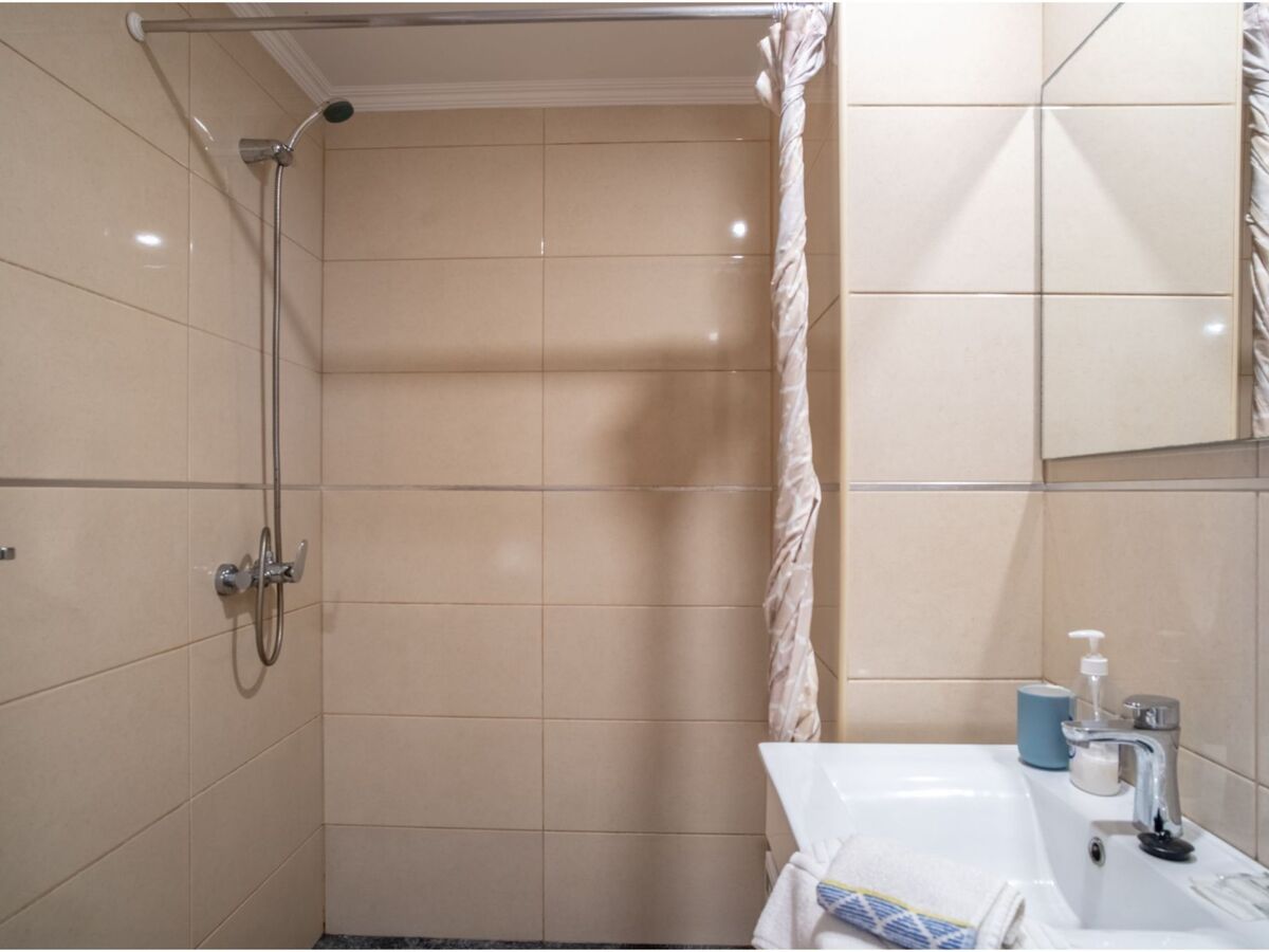 Appartement 1 chambre avec balcon à Funchal - Photo 9