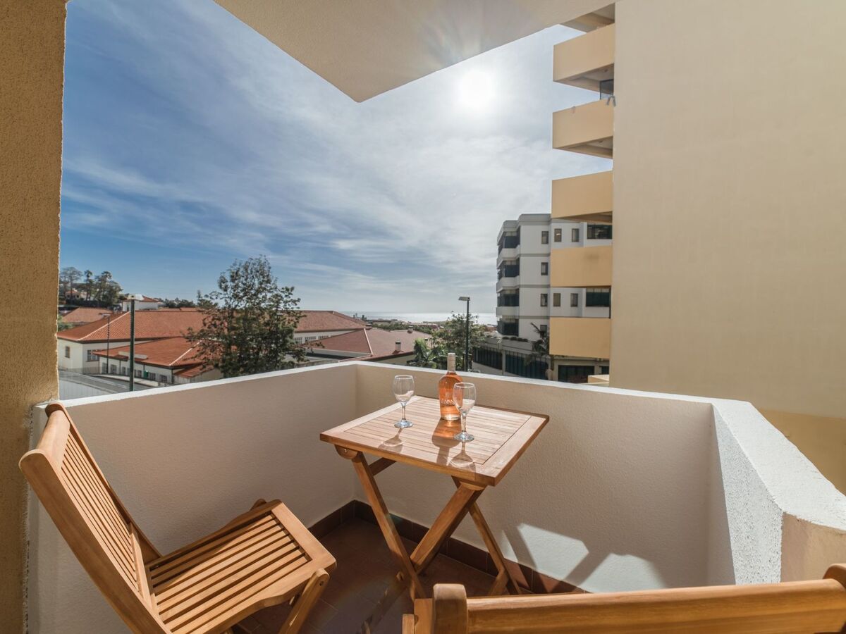 Appartement vue mer à Funchal, balcon privé - Photo 2