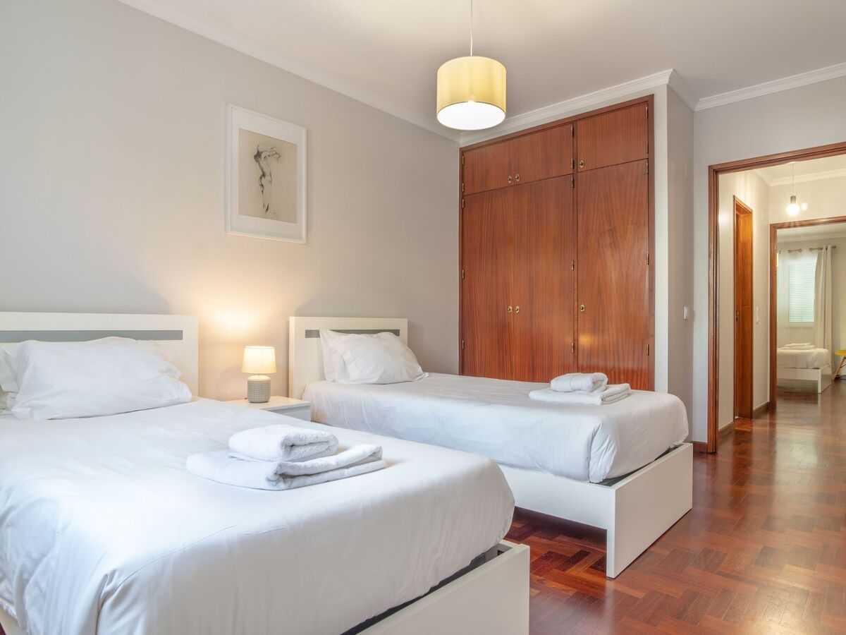 Appartement vue mer à Funchal, balcon privé - Photo 9