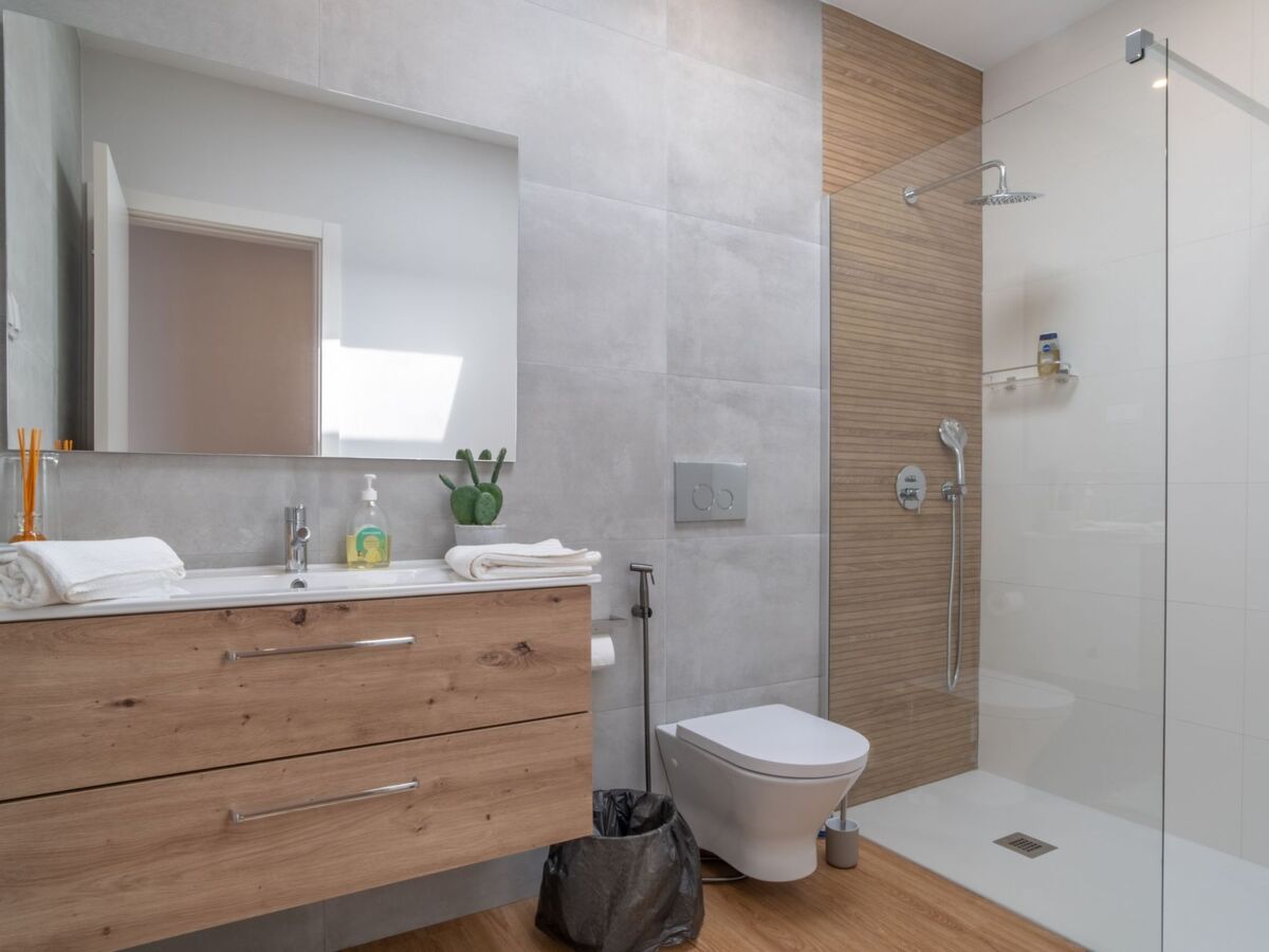 Villa Isaac – 8 pers., jacuzzi et jardin à Gaula - Photo 11