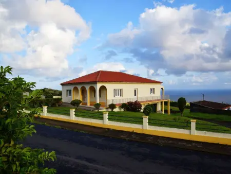 Location maison à Algarvia, Tolles Ferienhaus in Santana mit Großer Terrasse