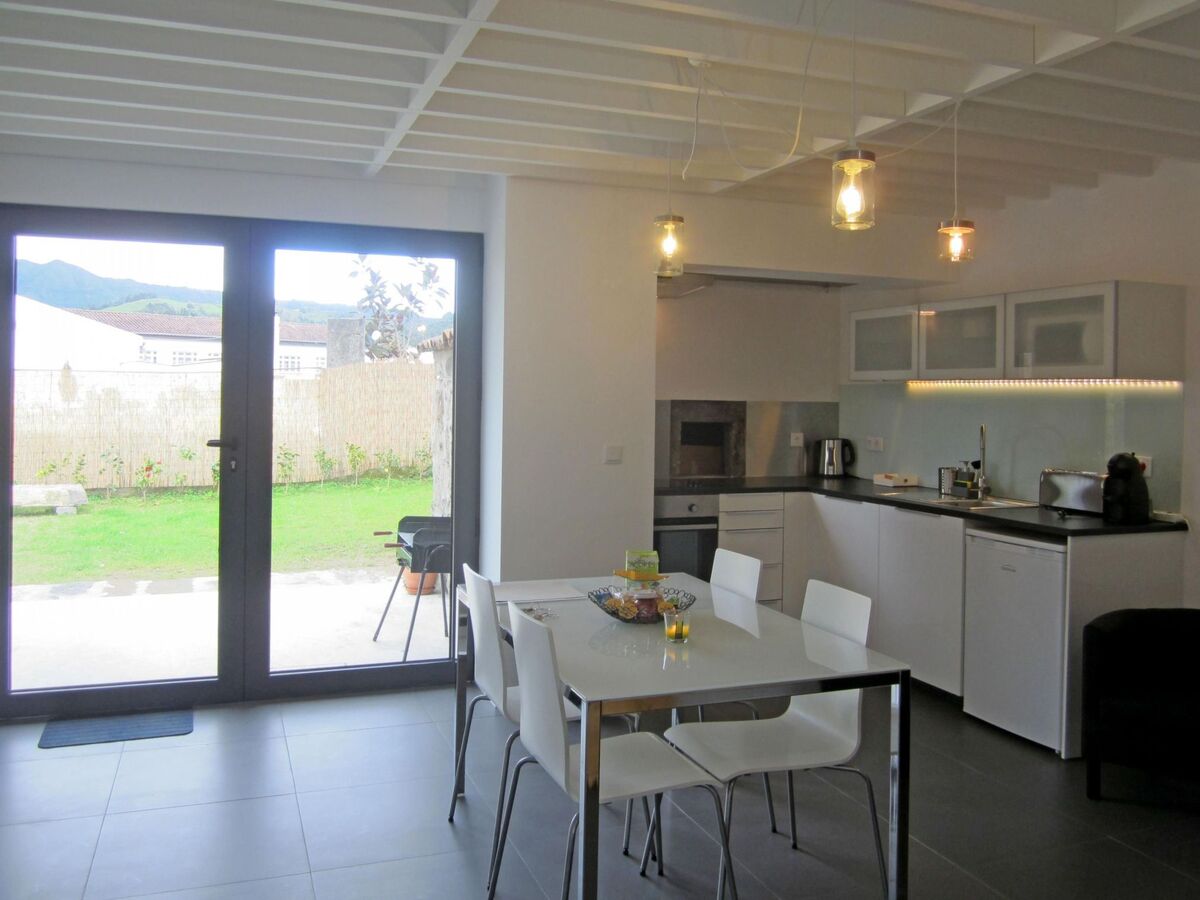 Villa Furnas : terrasse, jardin et barbecue pour 8 - Photo 5