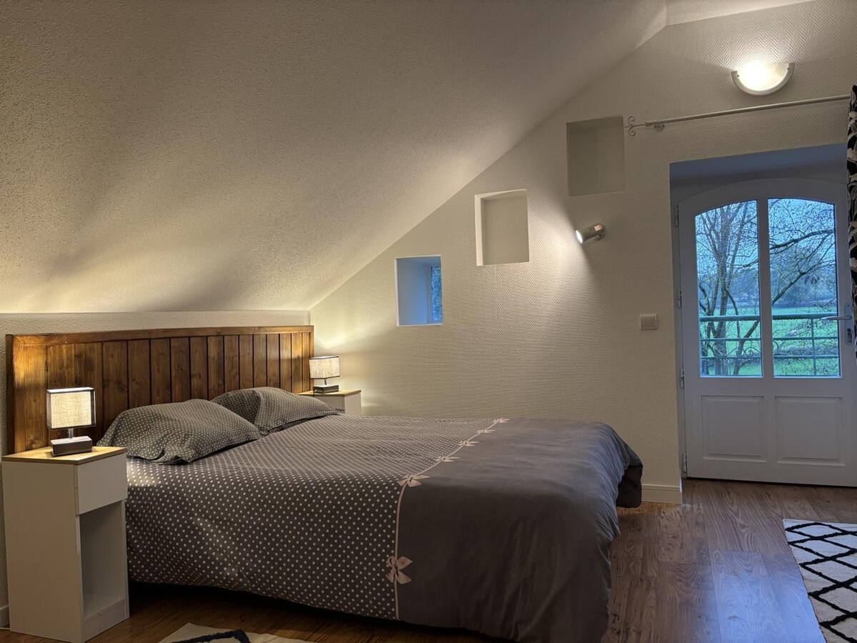 Gîte L'Ouche : spa, étang privatif et chevaux à Bézenet - Photo 17