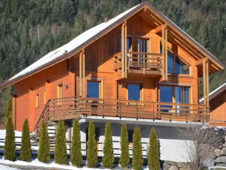 Location gite à Gérardmer, Chalet chaleureux à Gérardmer avec spa et sauna