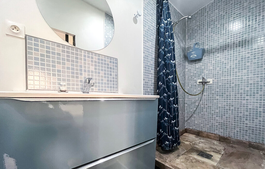 Maison moderne avec piscine à Miramas - Photo 6