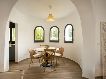 Villa rénovée 3 chambres, piscine et amarre à Empuriabrava - Photo 12