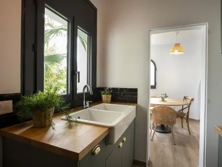 Villa rénovée 3 chambres, piscine et amarre à Empuriabrava - Photo 16
