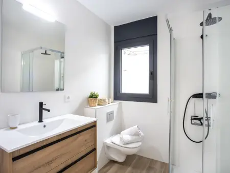 Villa rénovée 3 chambres, piscine et amarre à Empuriabrava - Photo 23