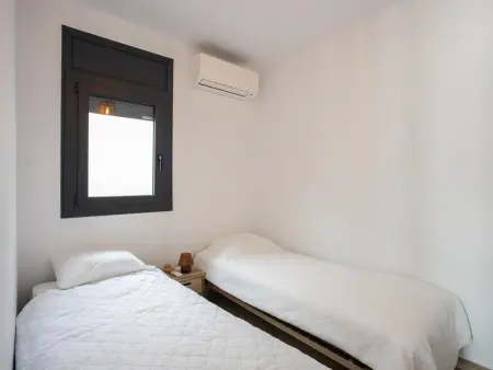 Villa rénovée 3 chambres, piscine et amarre à Empuriabrava - Photo 28